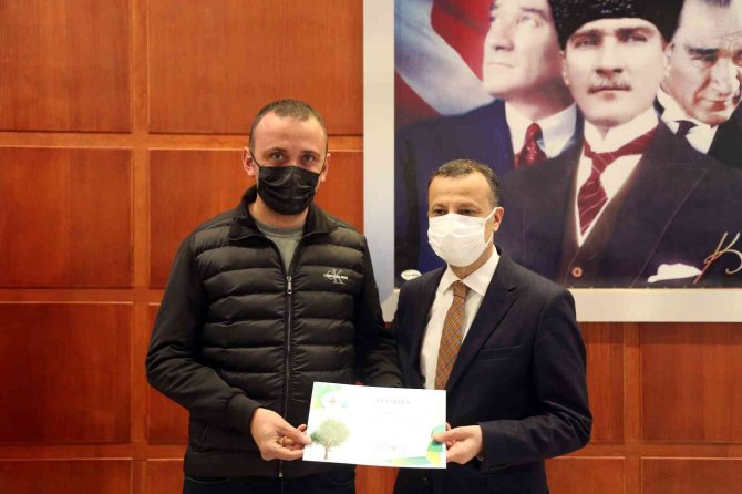 Gümüşhane’de Muhtarlar Sertifikalarını Aldı