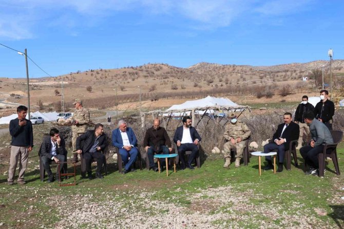 Siirt Valisi Hacıbektaşoğlu, Yol Sorununu Yerinde İnceledi
