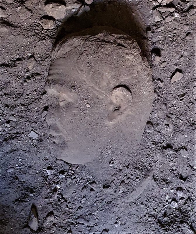 Knidos Antik Kentinde Mermer Heykel Başları Bulundu