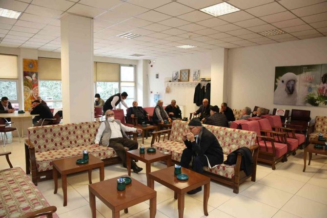 Selçuklu’da Emekli Lokalleri Yoğun İlgi Görüyor