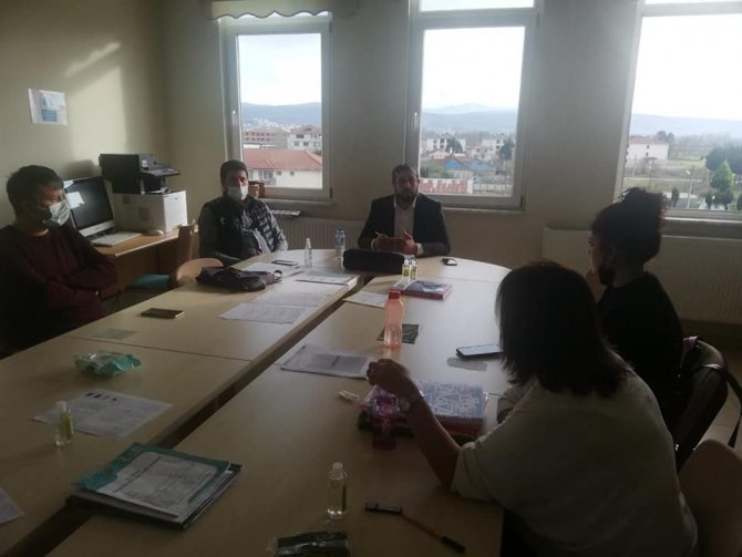 Çelebi, Okul Ziyaretlerine Devam Ediyor