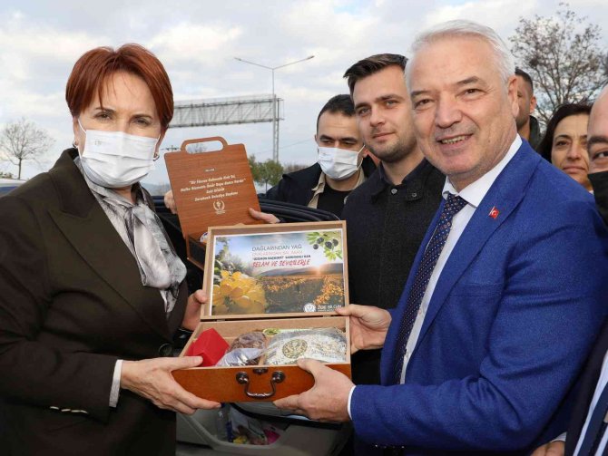 İ̇yi̇ Parti Genel Başkanı Meral Akşener Saruhanlı’da Karşılandı