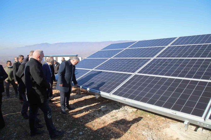 Üniversitenin Elektriği Güneş Enerjisinden Sağlanacak