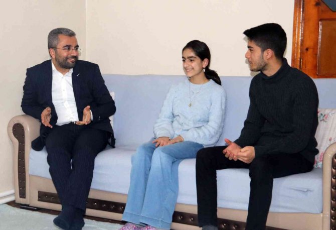 Başkan Say’dan Öğrencilere Ulaşım Müjdesi