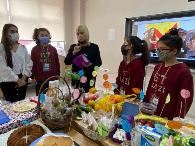 Aldoğan; "Alanında Başarılı Olmuş Kişileri Öğrencilerle Buluşturmak İstiyoruz"