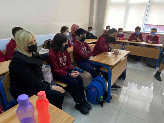 Aldoğan; "Alanında Başarılı Olmuş Kişileri Öğrencilerle Buluşturmak İstiyoruz"