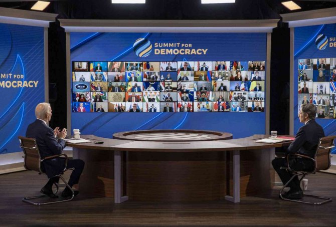 Abd Ev Sahipliğindeki "Demokrasi Zirvesi" Başkan Biden Liderliğinde Başladı