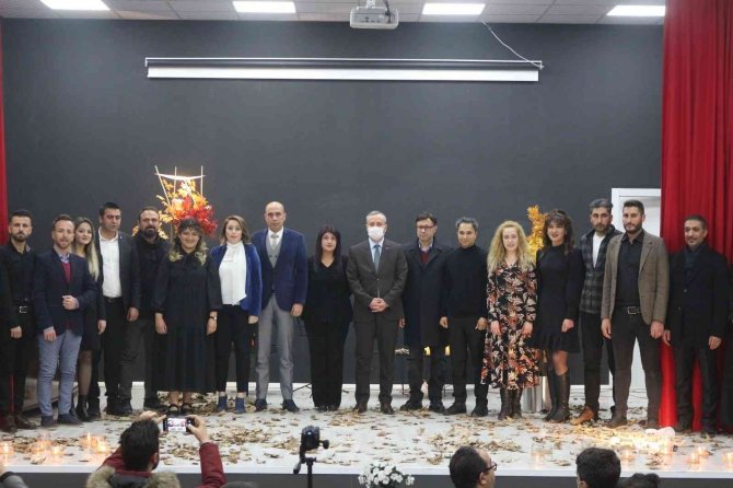 Doğubayazıt’ta Öğretmenlere Müzik Ve Şiir Dinletisi