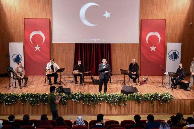 Altındağ’da ’Cumhuriyet Destanı’ Konulu Söyleşi Düzenlendi