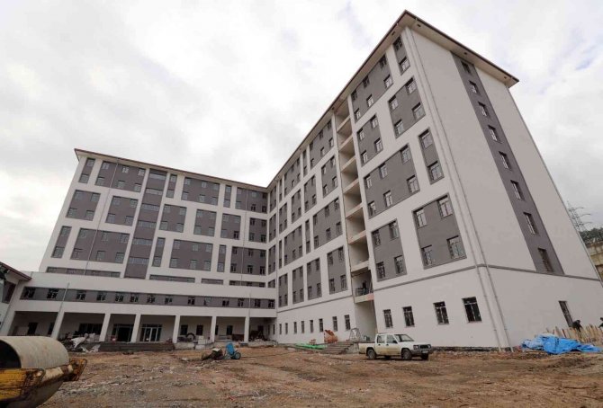 Amasya’da Bin Kişilik Öğrenci Yurdu Tamamlanmak Üzere