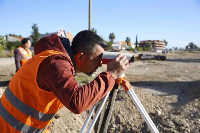 Üç İlçede 3 Bin 150 Metre Drenaj Hattı Çalışması