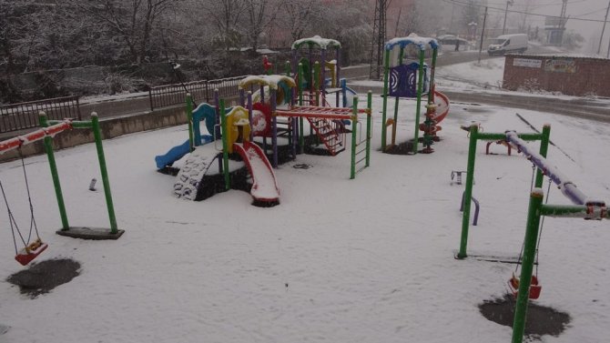 Bitlis’te Kar Yağışı Etkili Oldu