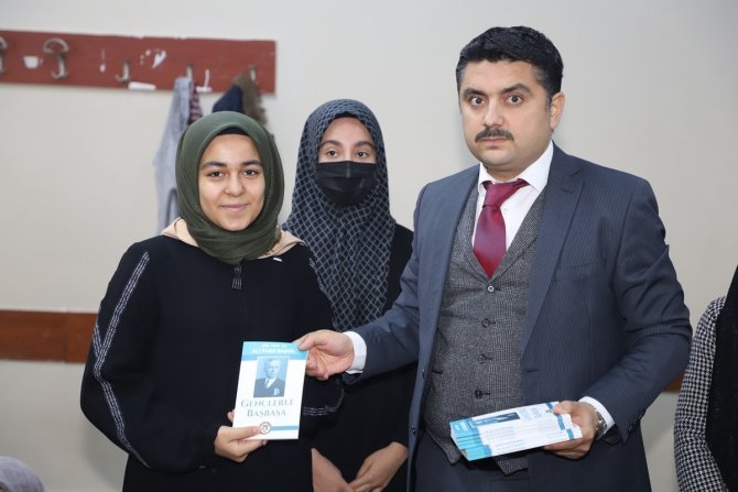 Kaymakam Tunç, Hz. Hatice Yatılı Kız Kur’an Kursu Öğrencileri İle Biraraya Geldi