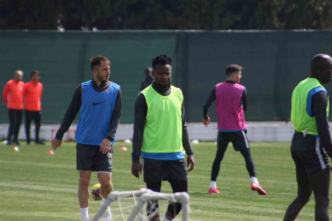 Denizlispor, Onazi İle Yollarını Ayırdı