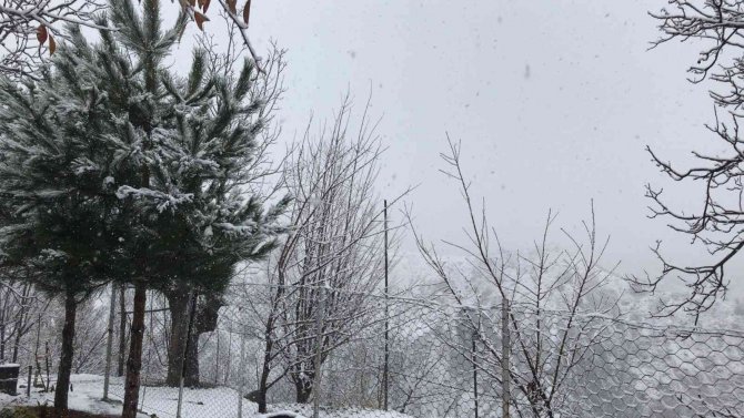 Elazığ’ın Yüksek Kesimlerinde Kar Etkili Oldu