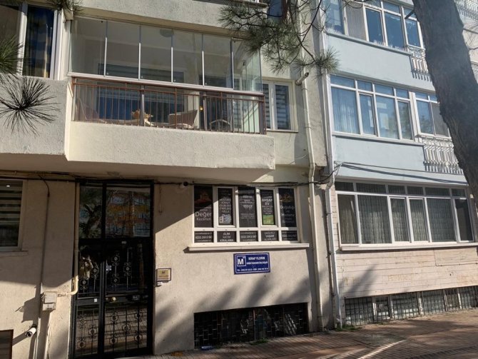 Gündeme Gelen Hasarlı Balkon Tamir Edildi