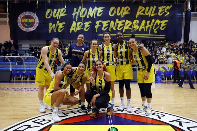 Poto Derbisini Fenerbahçe Farklı Kazandı