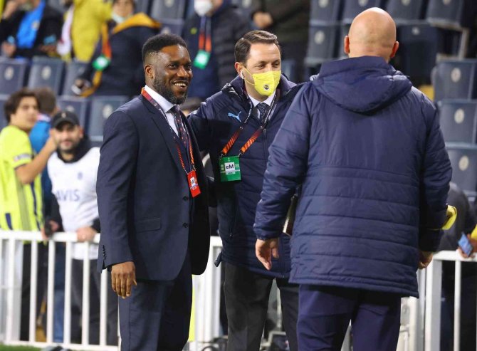 Okocha Yeniden Kadıköy’de