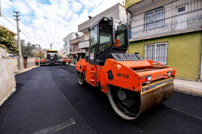 Mersin’de Asfalt Çalışmaları Sürüyor