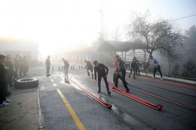Yeni İtfaiye Erleri İlk Eğitimlerini Gerçekleştirdi