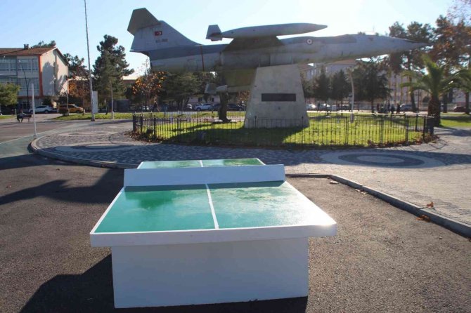 Ordu’nun Parklarında Masa Tenisi