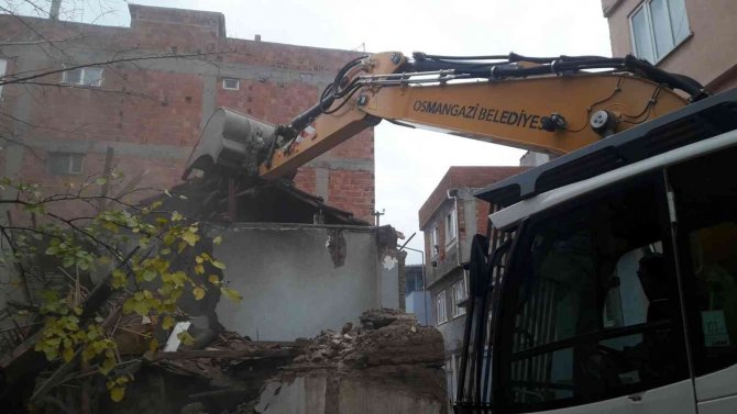 Osmangazi’de Metruk Bina Kalmayacak