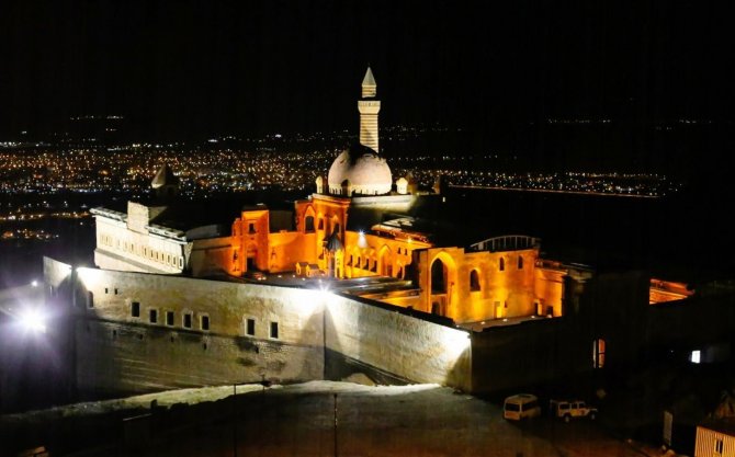 Tarihi İ̇shakpaşa Sarayı, Aydınlatma Sistemleriyle Donatıldı