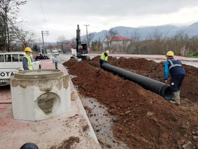 Saski̇, Kuzuluk’ta Yağmursuyu Hattını Yeniliyor