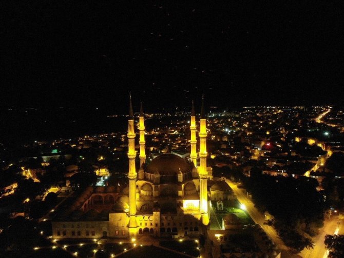 Selimiye Camii Restore Ediliyor