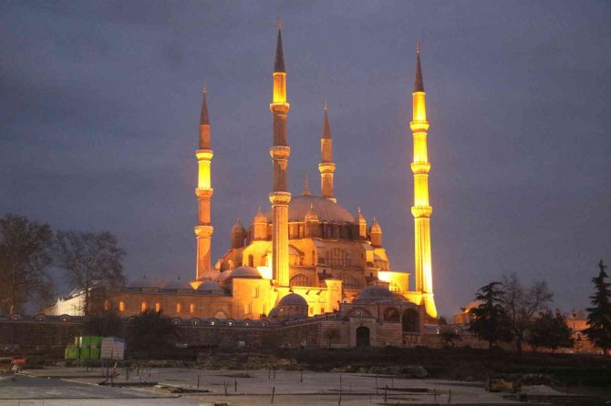 Selimiye Camii Restore Ediliyor