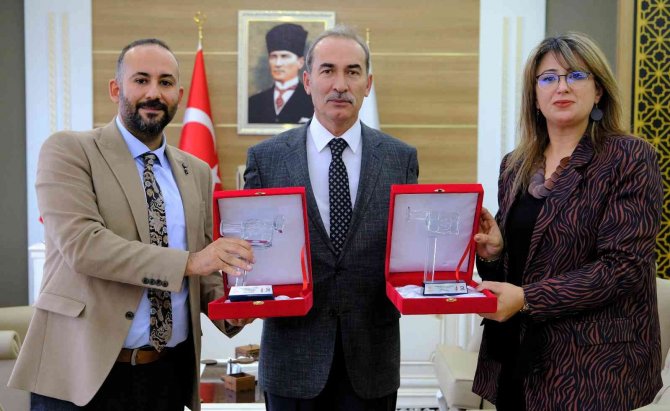 Cumhuriyet Üniversitesi Film Atölyesine 2 Ödül Birden