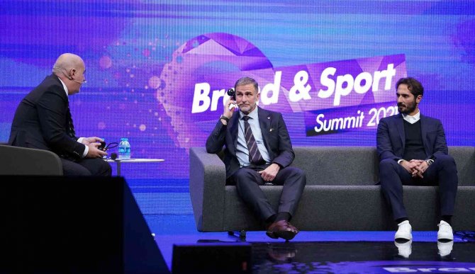 Stefan Kuntz: "Yönetici Açıklamaları Türk Futbolunun Saygınlığına Zarar Veriyor"
