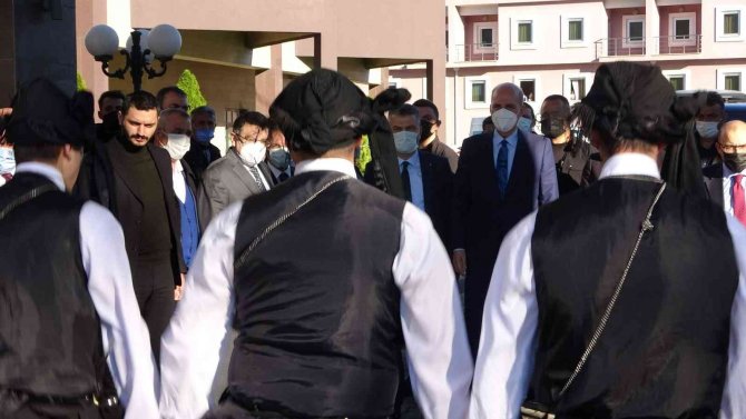 Numan Kurtulmuş, Üniversite Öğrencileriyle Bir Araya Geldi