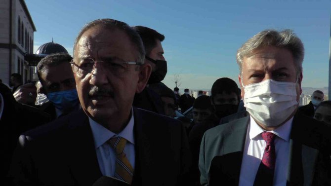 Ak Partili Özhaseki’den ‘Hızlı Tren’ Açıklaması