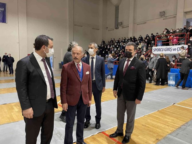 Bayrampaşa’da 3 Bin 82 Öğrenciye Burs Verdi