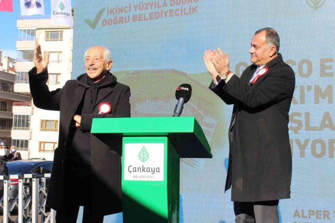 Çankaya Belediyesi Tamamlanan Parka Genco Erkal’ın Adını Verdi