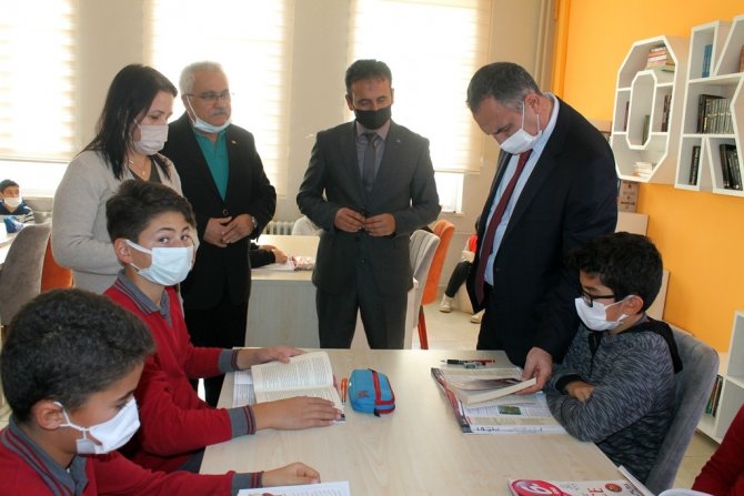 Karaman’da Kütüphanesiz Okul Kalmayacak