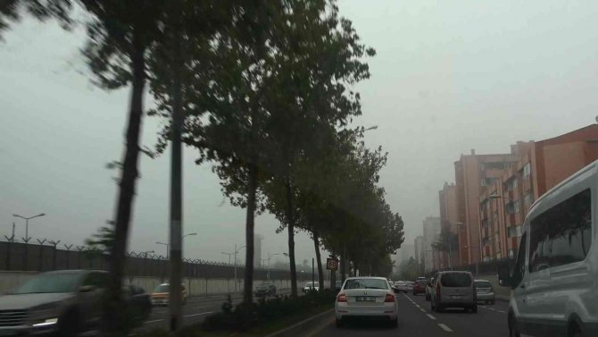 Diyarbakır’da Sis Nedeniyle Bazı Uçak Seferleri İptal Edildi