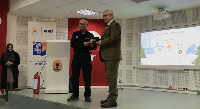 Dpü’de Afet Farkındalığı Semineri