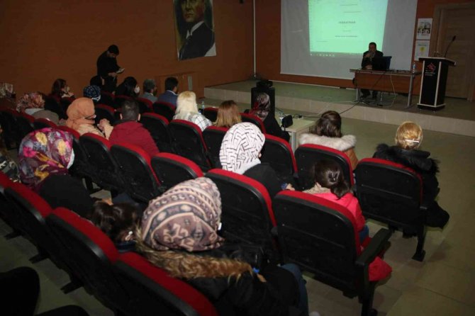Elazığ’da ’Finansal Okuryazarlık Ve Kadının Ekonomik Güçlenmesi’ Eğitimi