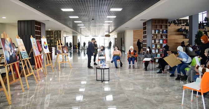 ‘Genç Ofis’ Etü Kampüsünde Açıldı