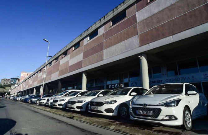 İ̇kinci El Araç Piyasasında Satılan Aracın Yeri Doldurulamıyor