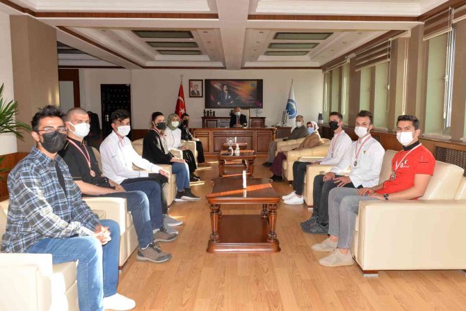 Kmü, Gastronomi Alanında En İyi İkinci Üniversite Oldu