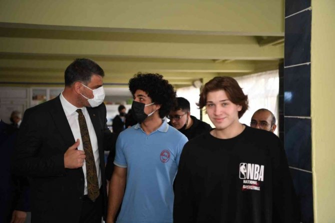 Başkan Kocaman Lise Günlerine Geri Döndü