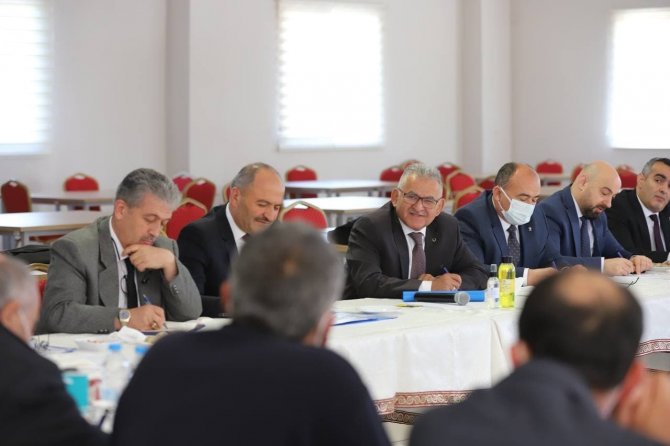 Başkan Büyükkılıç Felahiye’de 17 Projenin Açılışını Yaptı