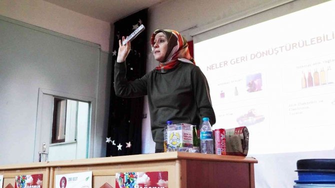 Keçiören Belediyesi Öğrencilere Geri Dönüşümü Anlattı
