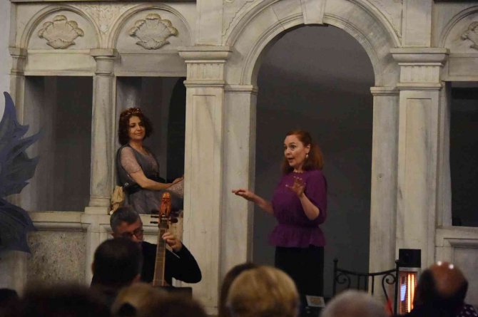Tarsus’ta ’Shakespeare Ve Müzik’ Performansı İlgiyle İzlendi