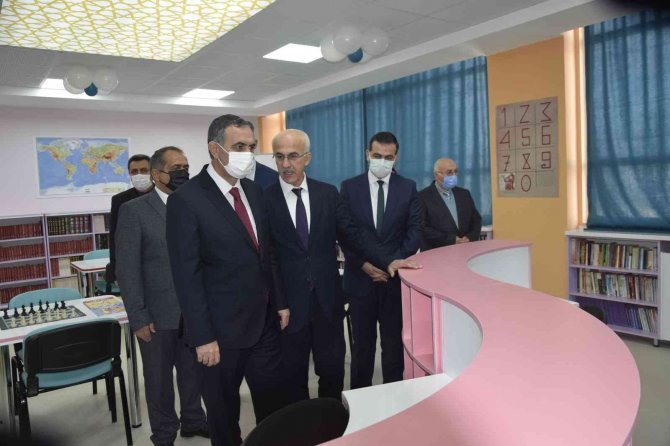 Burdur’da Kütüphanesiz Okul Kalmayacak