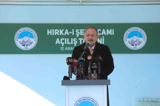Hırka-i Şerif Cami Dualarla İbadete Açıldı