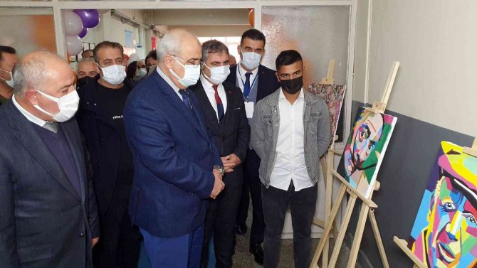 Nazilli’deki Bilim Fuarları Yaşama Işık Tutuyor